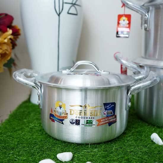 1 to 5 Metal Finish Casserole Set