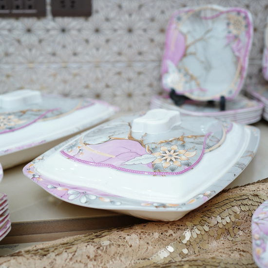 Arco Dinner Set